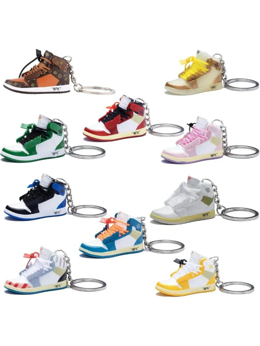 3D Mini Shoe Keychain - Fun Novelty Gadget for Birthdays, Parties & Gifts